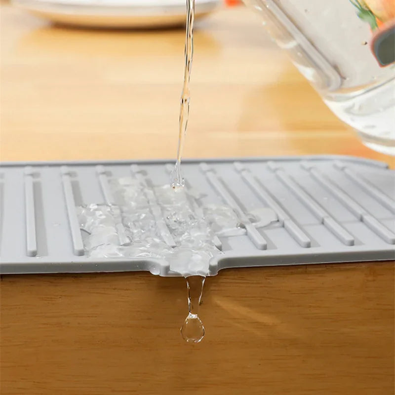 Silikon Wasserhahn-Matte – Spritzschutz & Abfluss-Pad für Küche & Bad