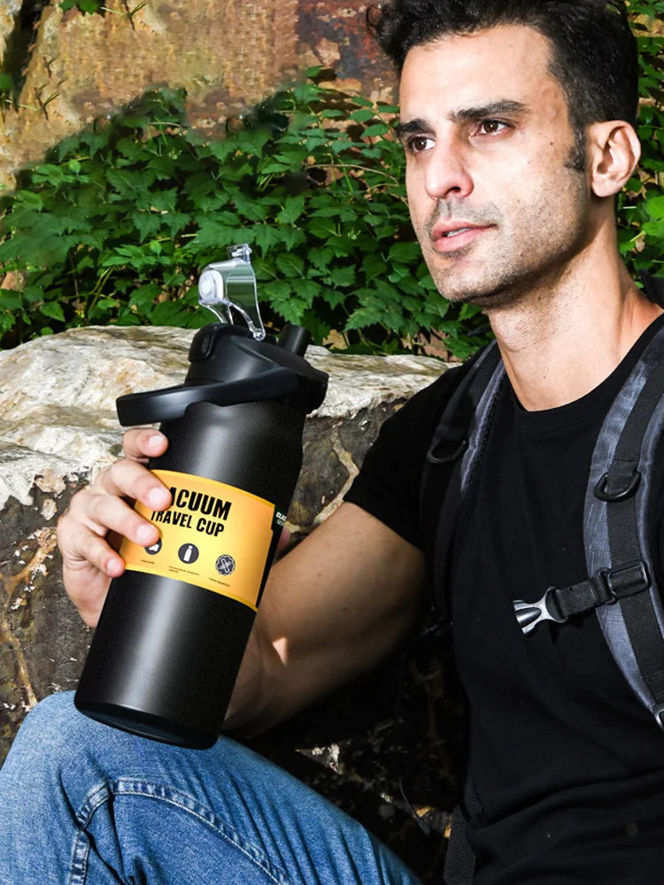 "Outdoor Thermos Trinkflasche – 304 Edelstahl Isolierflasche mit Strohhalm | Hält Getränke kalt & heiß"